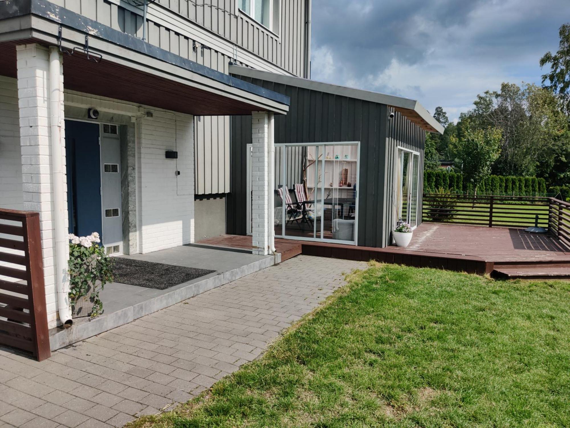 Luxury Villa 130 M2 Centrally カトリネホルム エクステリア 写真